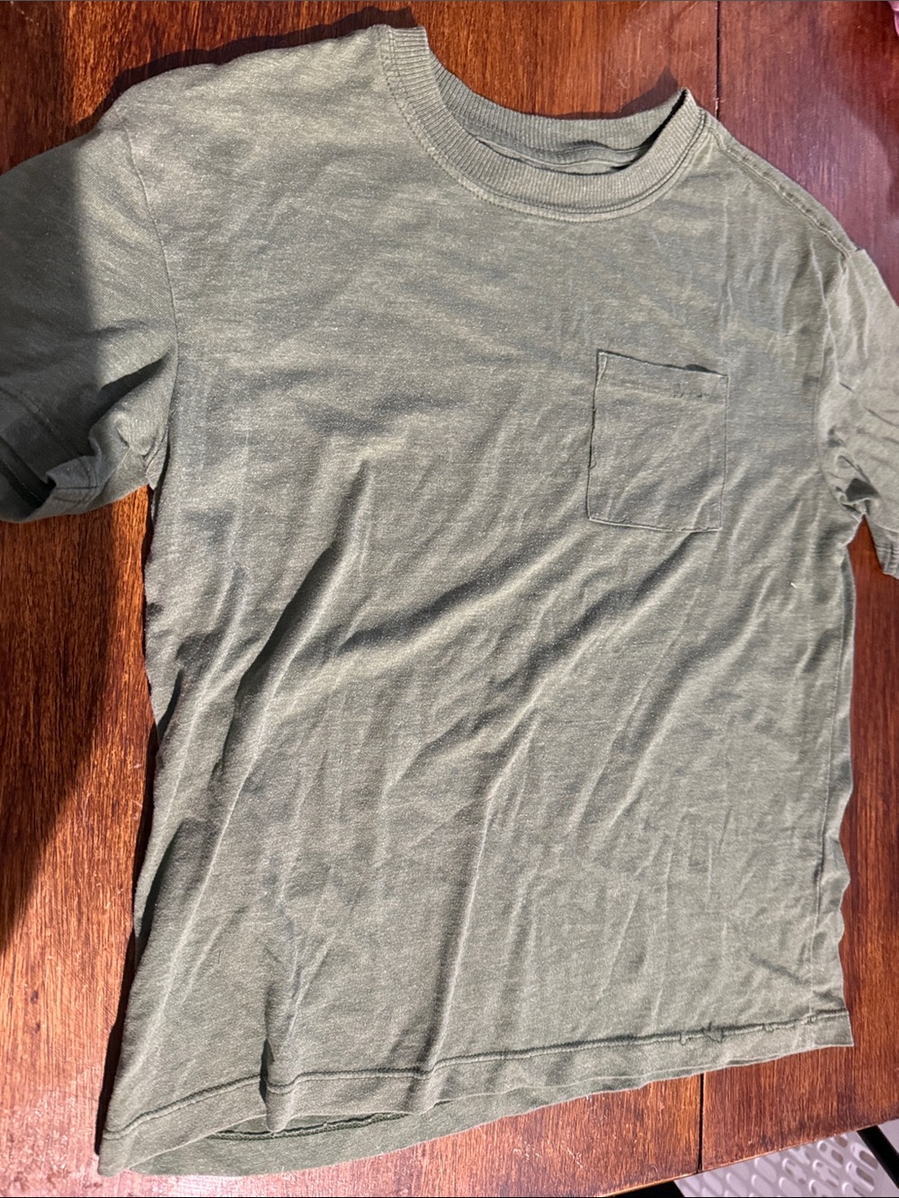 dip Olive Green Short Sleeve Pocket Tee